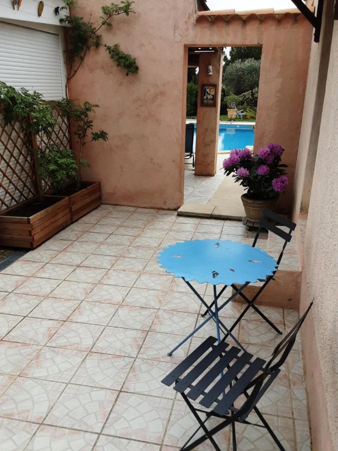 L'Eolyre Bed & Breakfast La Motte-d'Aigues Exterior photo